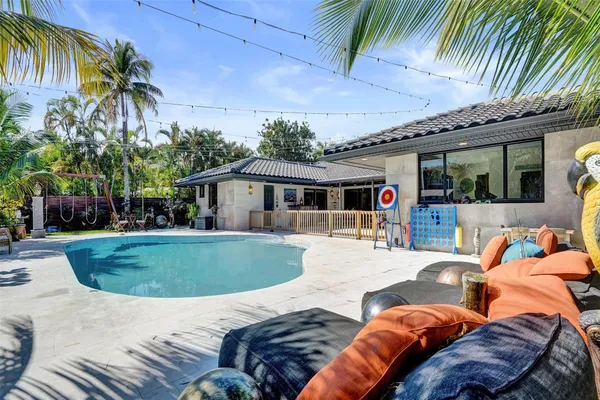 $11,995 | 313 Layne Boulevard, Hallandale Beach, FL 33009