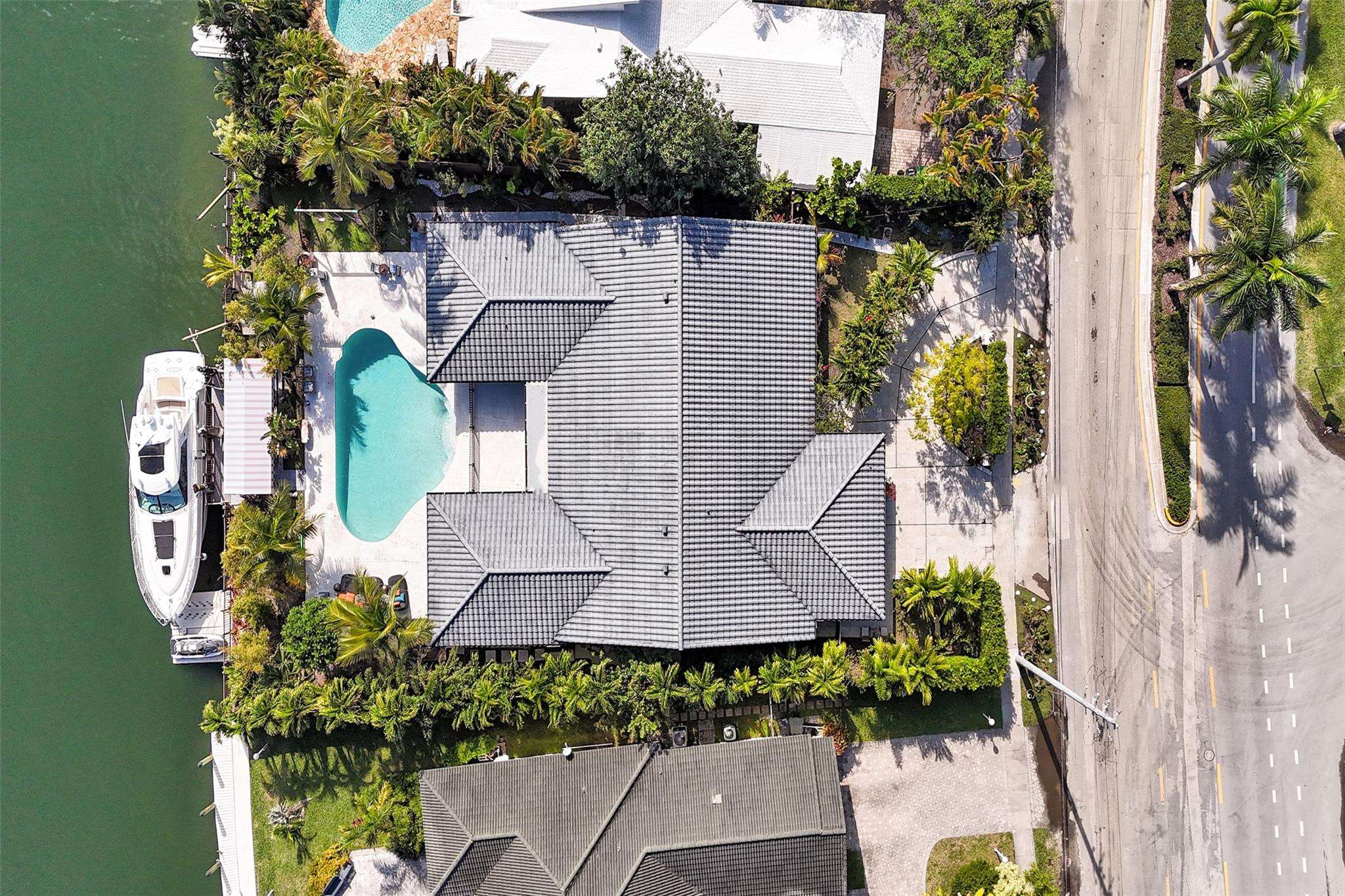 313 Layne Boulevard Hallandale Beach, FL 33009 - Photo 46 of 48 Photo 46