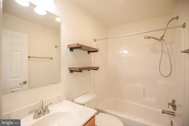 $339,900 | 323 Tyler Street, Fredericksburg, VA 22401