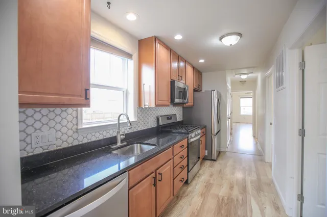 $339,900 | 323 Tyler Street, Fredericksburg, VA 22401