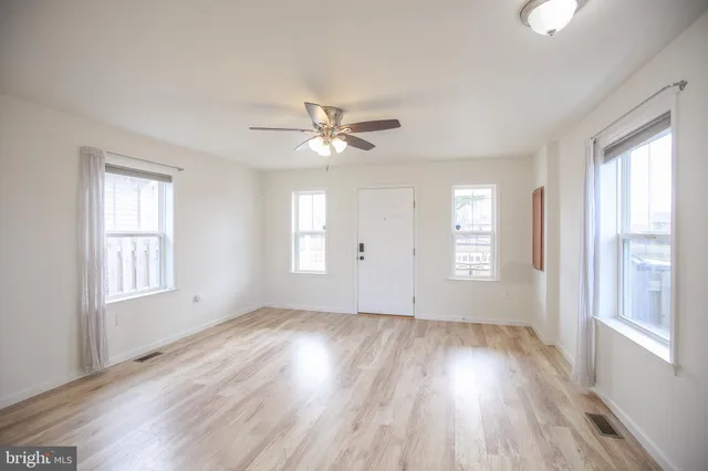 $339,900 | 323 Tyler Street, Fredericksburg, VA 22401