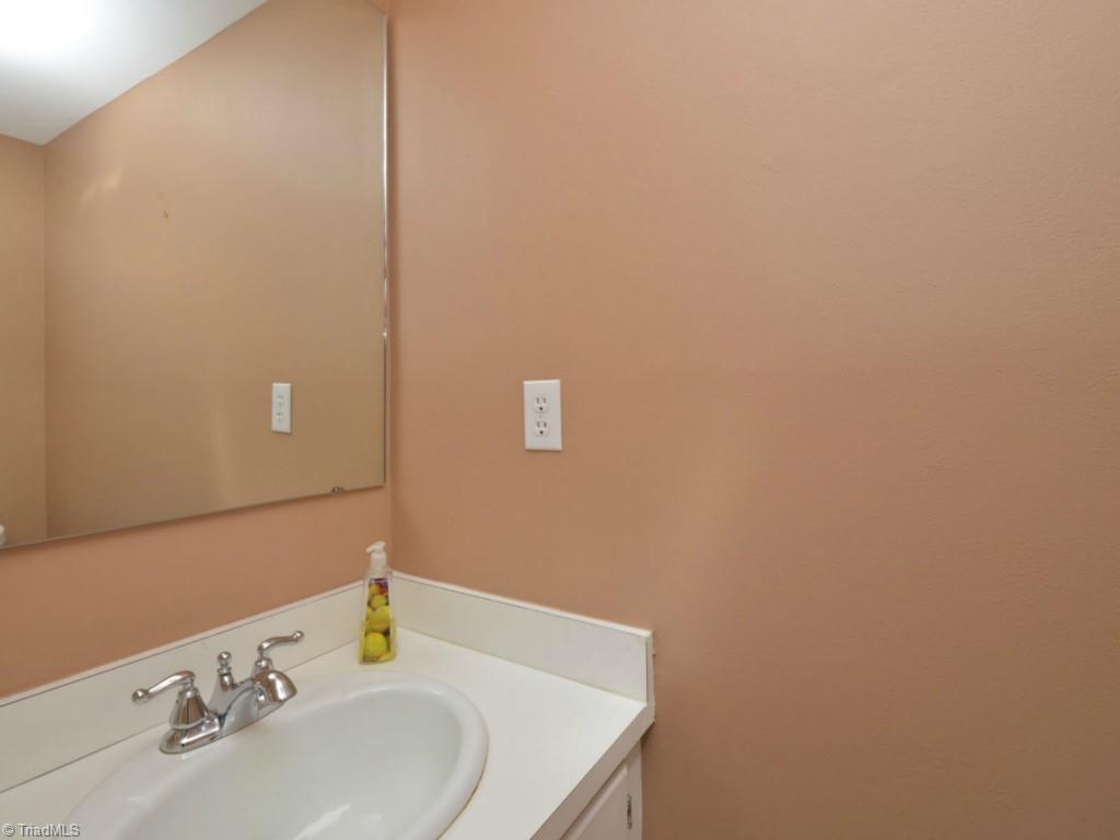 4844 Tower Road, Unit B Greensboro, NC 27410 - Photo 5 of 16 Gallery Image 5