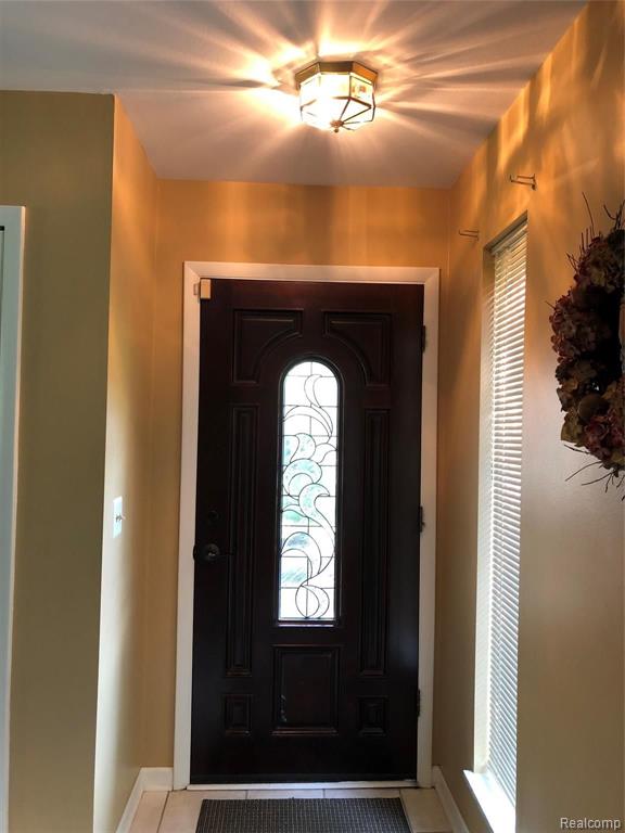 2841 Grant Road Rochester Hills, MI 48309 - Photo 16 of 47