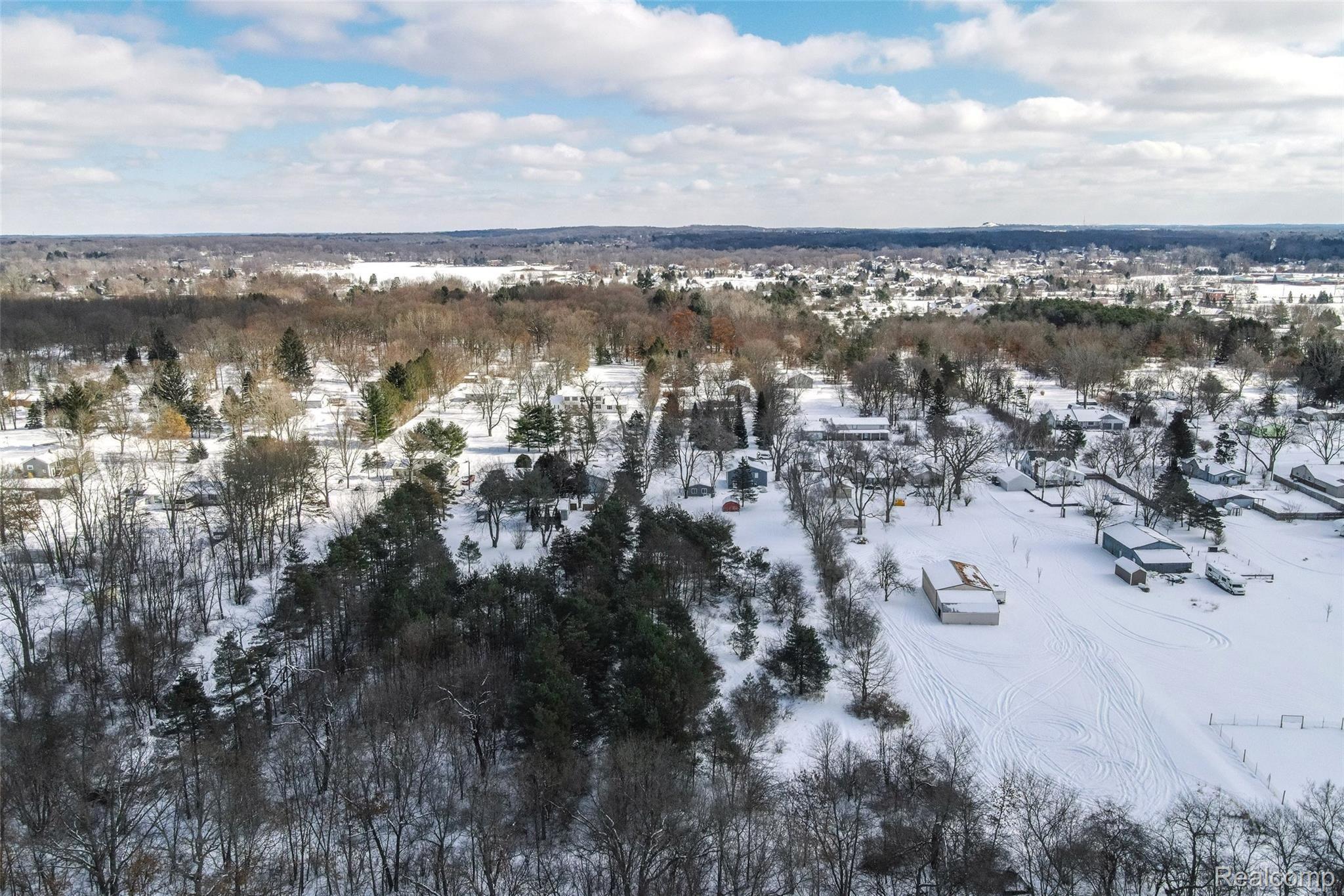 8673 Clarridge Road Clarkston, MI 48348 - Photo 54 of 59 MarkGibeau_ClarridgeClarkston_19.JPG