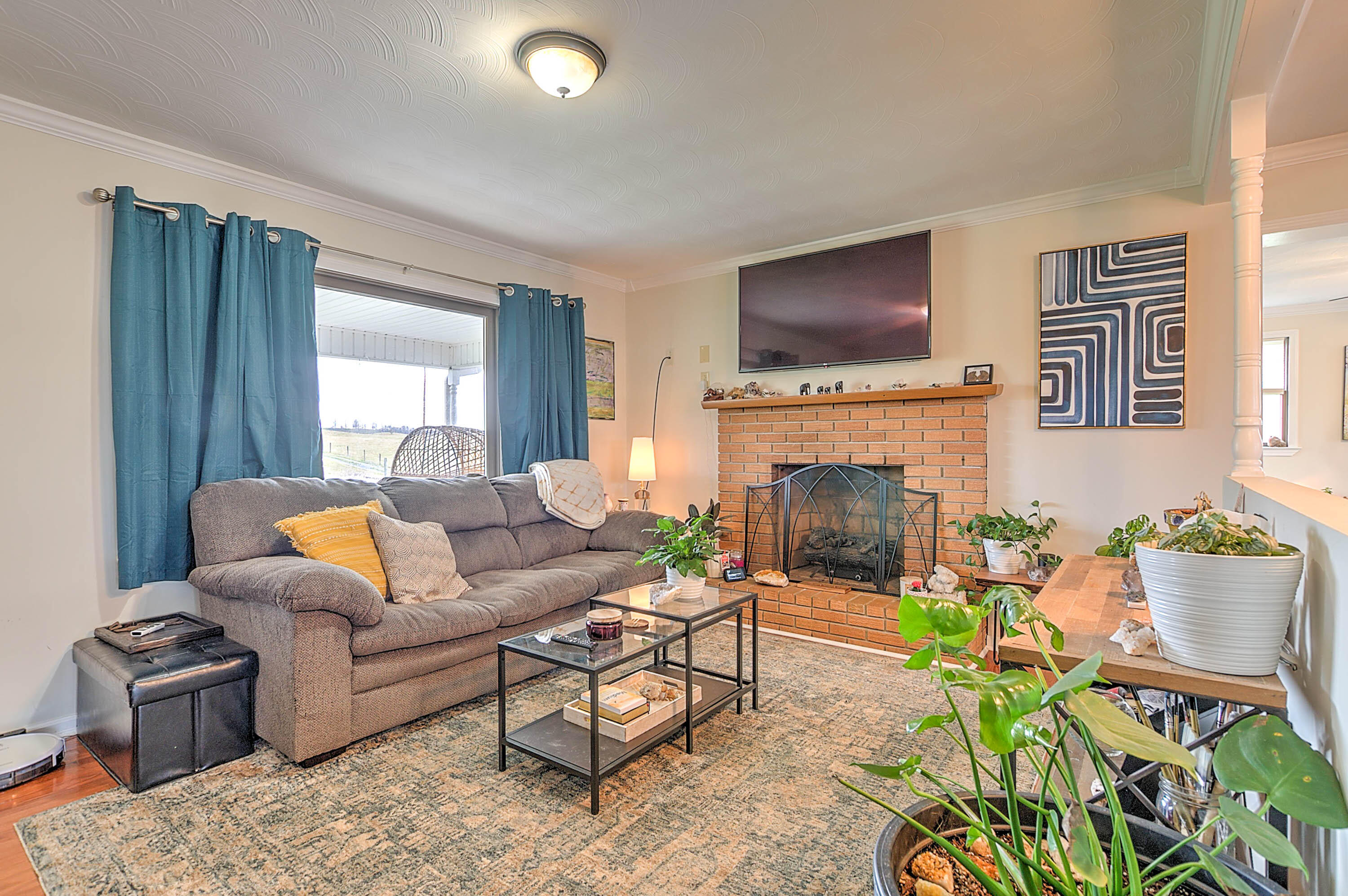 34346 Stagecoach Road Glade Spring, VA 24340 - Photo 12 of 32 7E543F05-724C-4A95-B94D-295F51BCED52