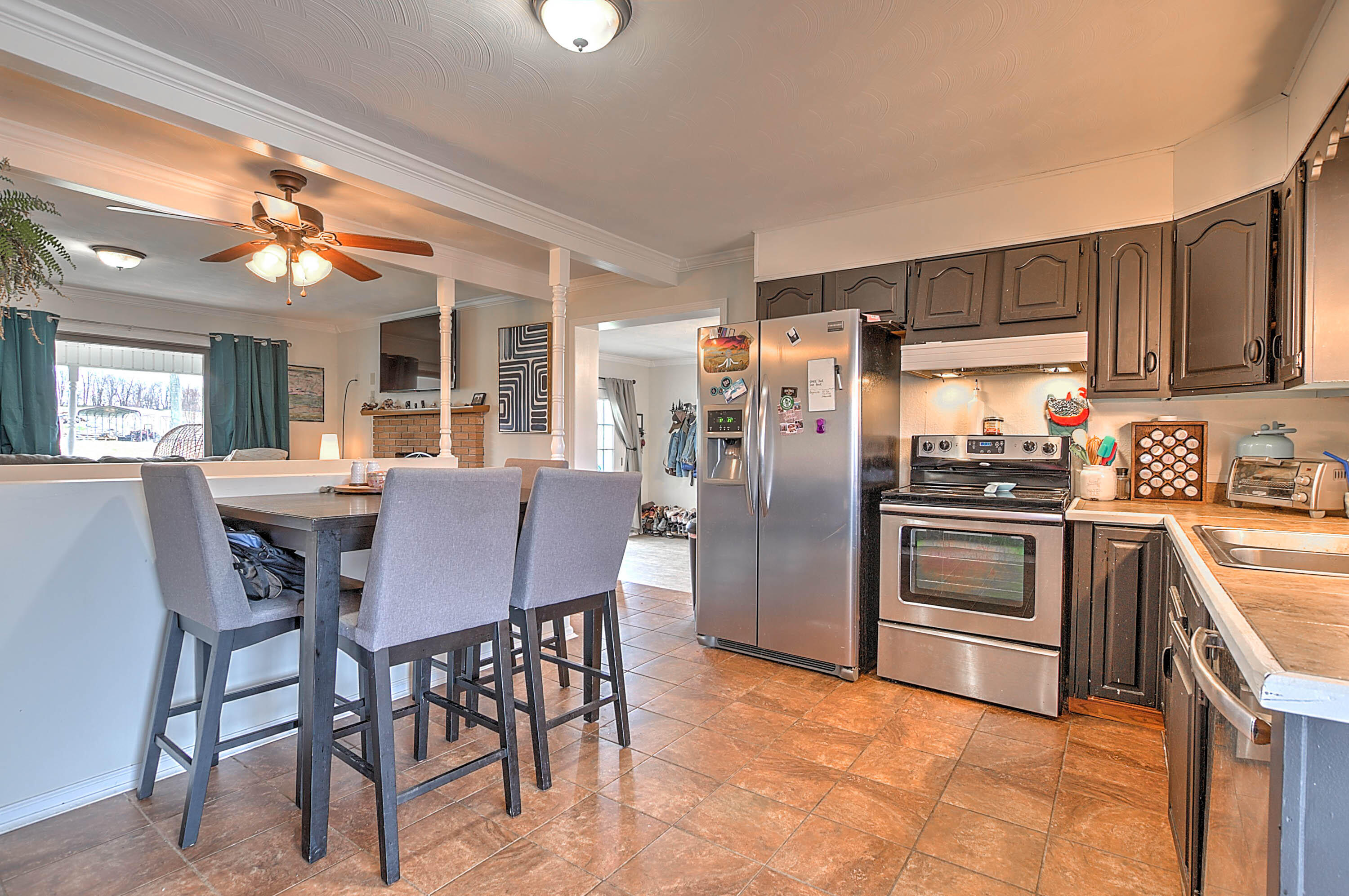 34346 Stagecoach Road Glade Spring, VA 24340 - Photo 13 of 32 3454A6BD-FC48-4DC2-8CF1-54F5AF812018