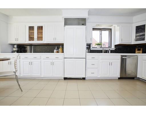 55-57 Beachview Road Boston, MA 02128 - Photo 6 of 29 Gallery Image 6