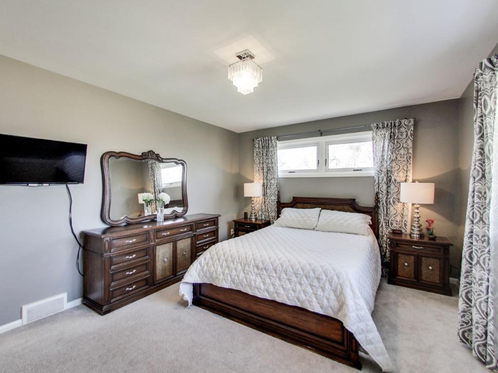 70 Myrtlewood Road Orono, MN 55391 - Photo 9 of 18 Gallery Image 9