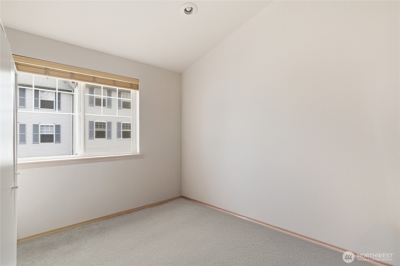 1160 Monroe Avenue Northeast, Unit 2A Renton, WA 98056 - Photo 12 of 26