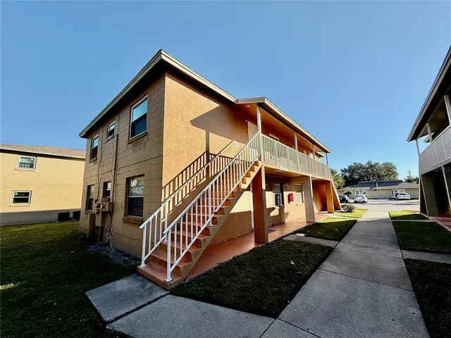 $1,350 | 716 Michigan Court, Unit 2, St. Cloud, FL 34769