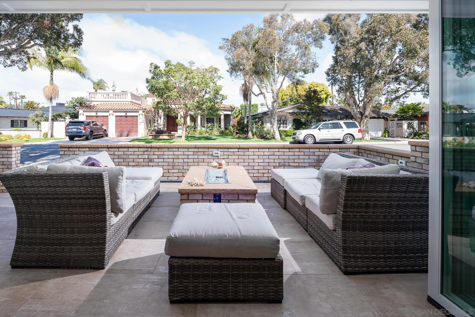 1060 Pine Street Coronado, CA 92118 - Photo 6 of 36 a view of city from balcony