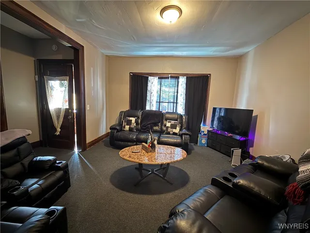 $179,900 | 10 Garner Avenue, Buffalo, NY 14213