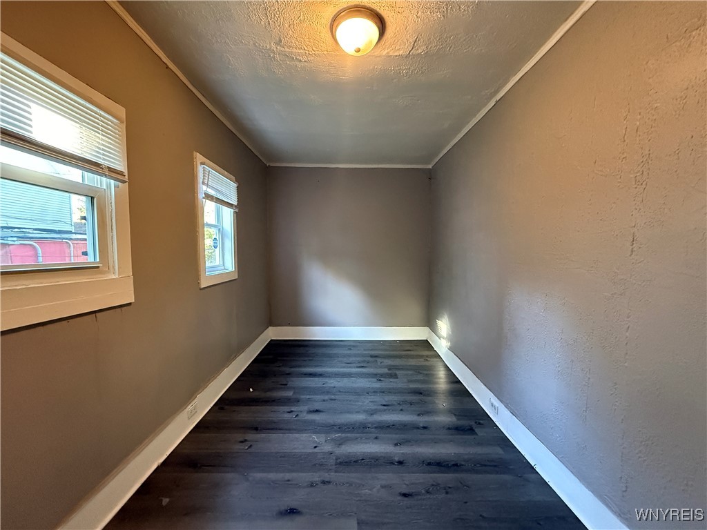 10 Garner Avenue Buffalo, NY 14213 - Photo 28 of 39