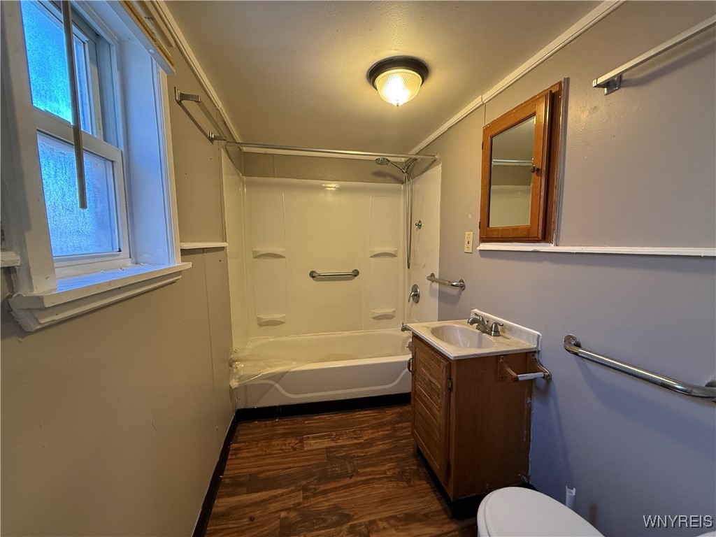 10 Garner Avenue Buffalo, NY 14213 - Photo 33 of 39