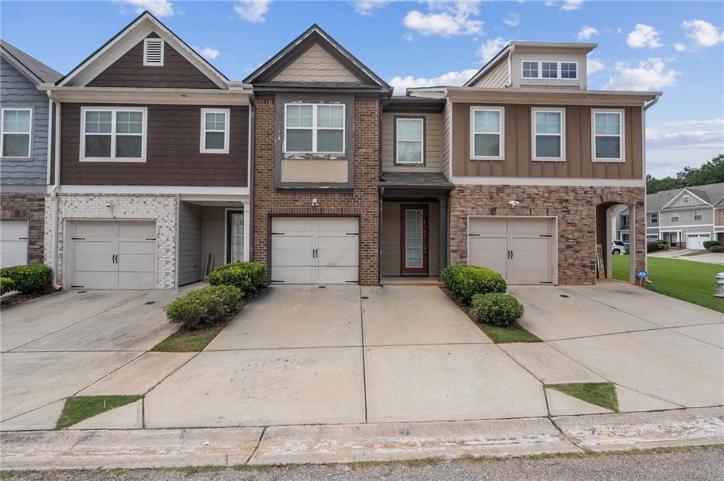4987 Longview Walk Decatur, GA 30035 - Photo 2 of 27 Gallery Image 2