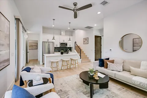$575,000 | 406 Franklin Boulevard, Unit 2, Austin, TX 78751