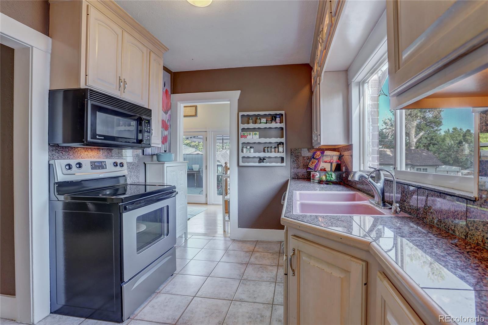 2936 Chase Street Wheat Ridge, CO 80214 - Photo 14 of 40 Gallery Image 14