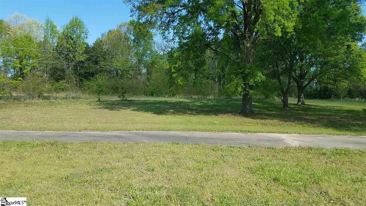 611 West Ridgeway Road Honea Path, SC 29654 - Photo 6 of 30