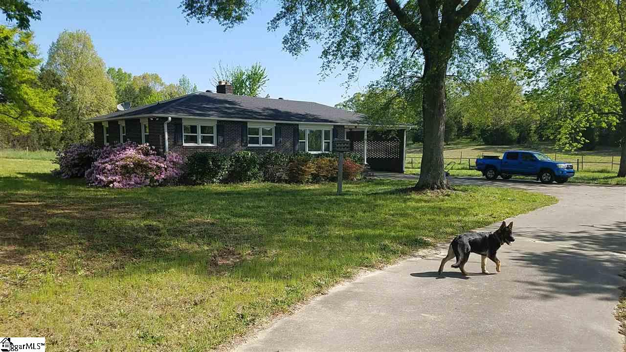 611 West Ridgeway Road Honea Path, SC 29654 - Photo 7 of 30