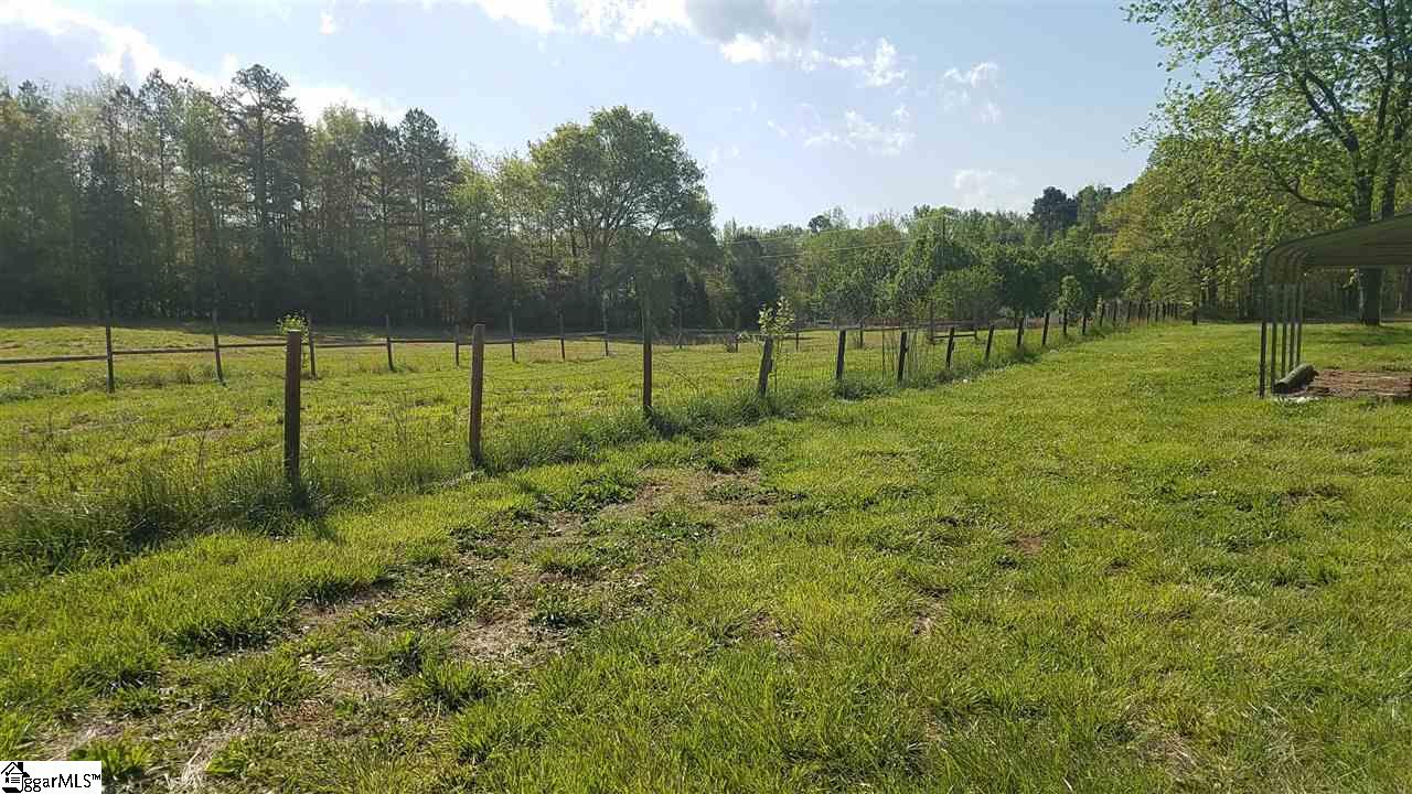 611 West Ridgeway Road Honea Path, SC 29654 - Photo 10 of 30