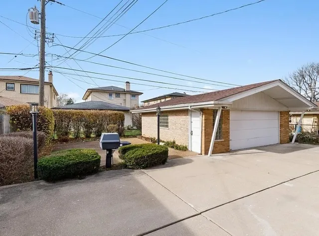 $625,000 | 3036 Downing Avenue, Westchester, IL 60154