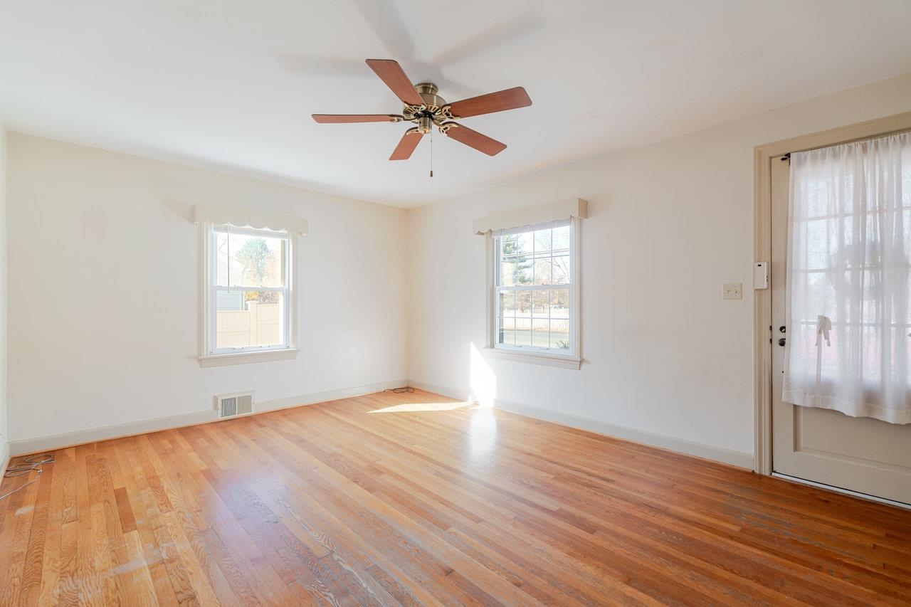 410 East Rockingham Street Elkton, VA 22827 - Photo 6 of 59 Gallery Image 6