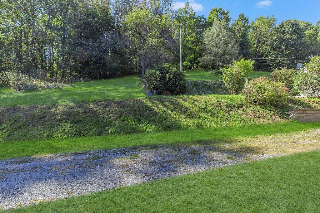 118 Foster Road Beaver Falls, PA 15010 - Photo 26 of 37 Gallery Image 26