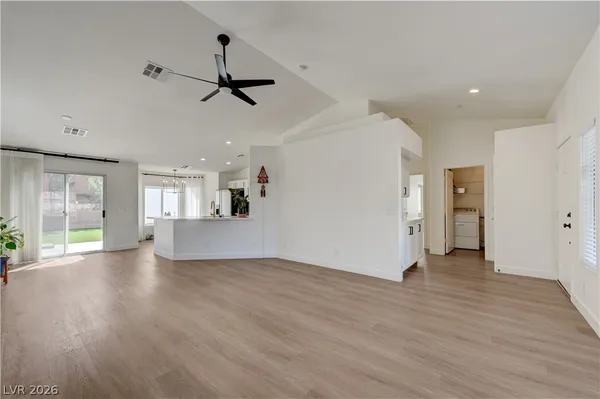 $394,999 | 407 Groft Way, Henderson, NV 89015