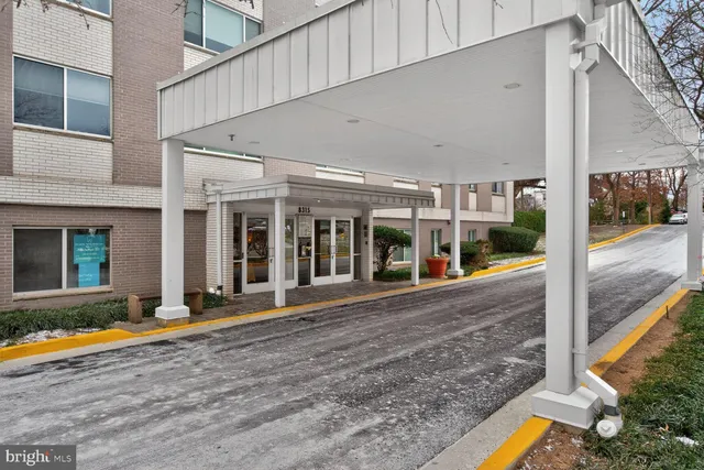 $395,000 | 8315 North Brook Lane, Unit 1107, Bethesda, MD 20814