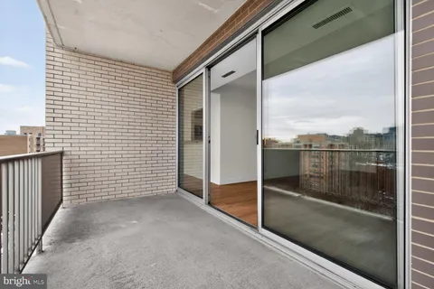 $395,000 | 8315 North Brook Lane, Unit 1107, Bethesda, MD 20814