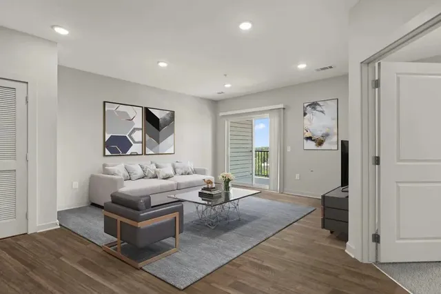 $1,250 | 607 Lenore Street, Nashville, TN 37206