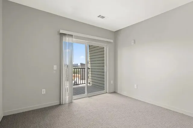 $1,250 | 607 Lenore Street, Nashville, TN 37206