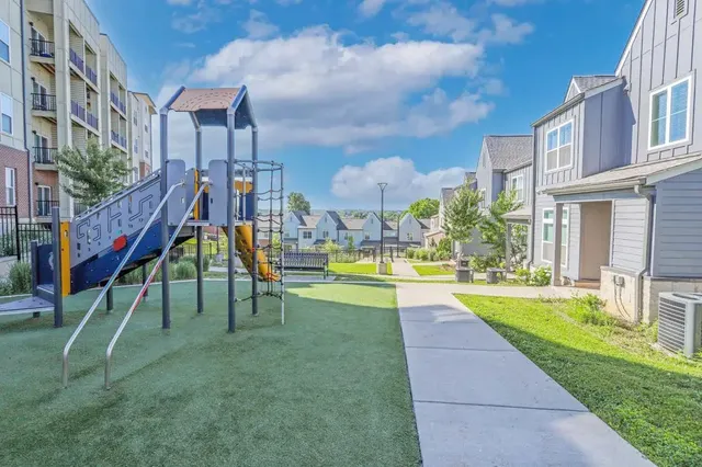 $1,250 | 607 Lenore Street, Nashville, TN 37206