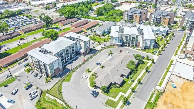 $1,250 | 607 Lenore Street, Nashville, TN 37206