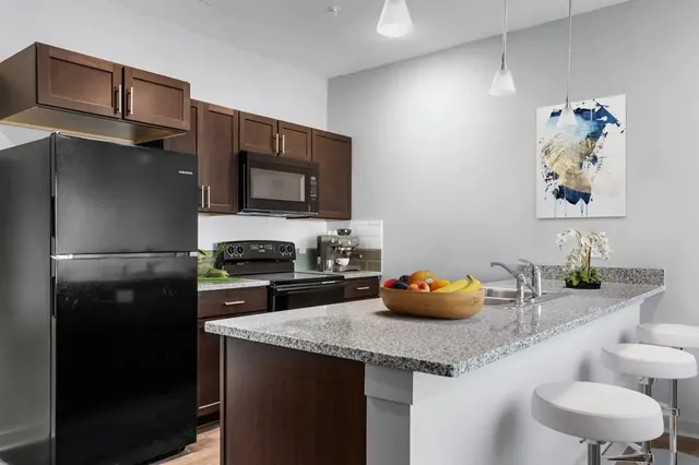 $1,250 | 607 Lenore Street, Nashville, TN 37206