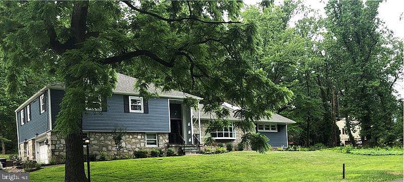 1778 Old Welsh Road Huntingdon Valley, PA 19006 - Photo 3 of 17