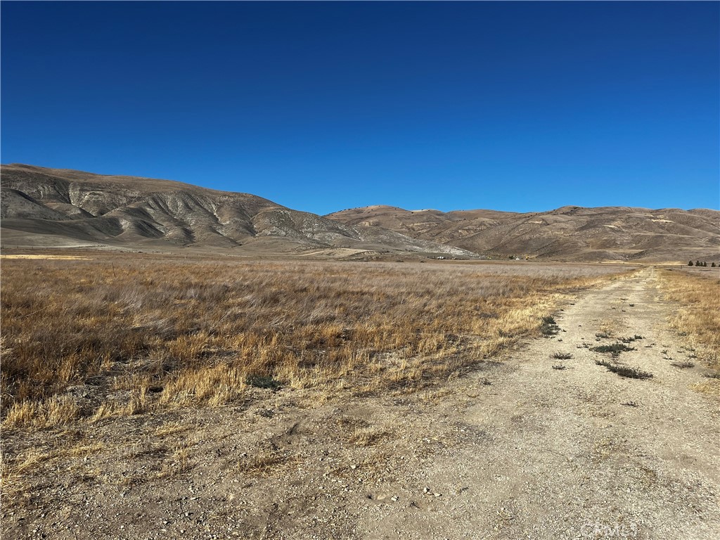 3 Arriba Trail Santa Margarita, CA 93453 - Photo 5 of 6