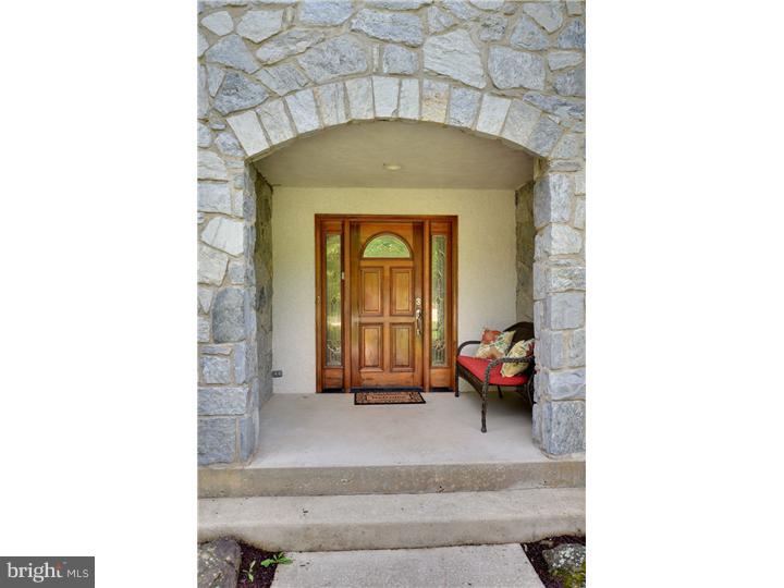 1265-2 Cedar Grove Road Media, PA 19063 - Photo 2 of 25 Exterior Front