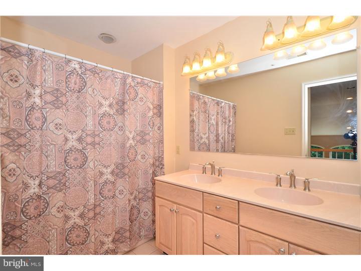 1265-2 Cedar Grove Road Media, PA 19063 - Photo 20 of 25 Bathroom