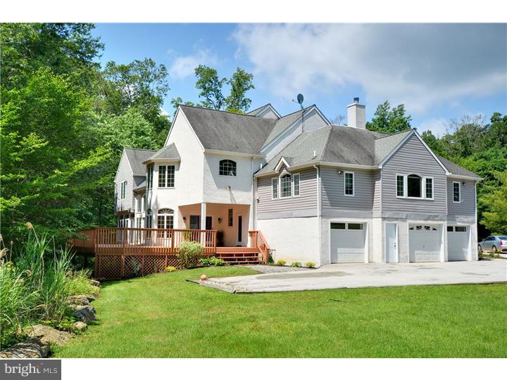 1265-2 Cedar Grove Road Media, PA 19063 - Photo 22 of 25 Exterior Side