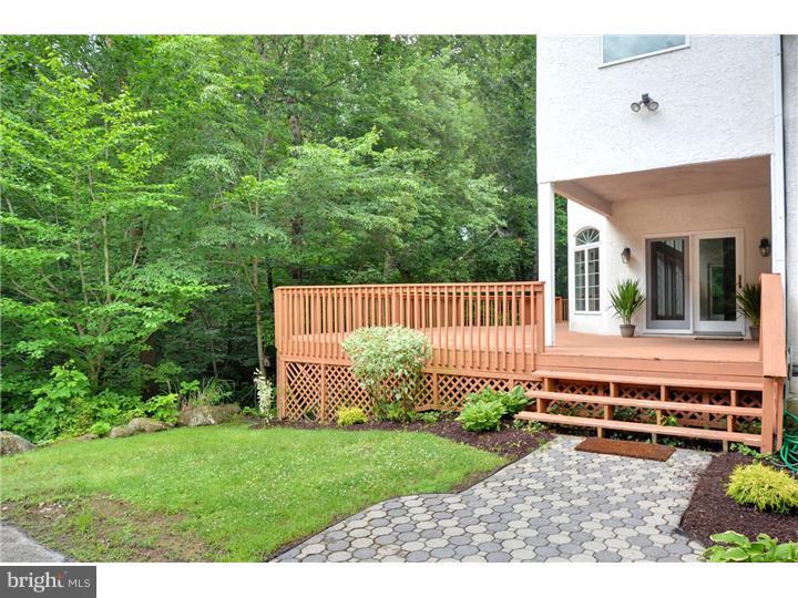 1265-2 Cedar Grove Road Media, PA 19063 - Photo 24 of 25 Exterior Side