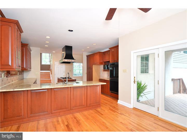 1265-2 Cedar Grove Road Media, PA 19063 - Photo 9 of 25 Kitchen