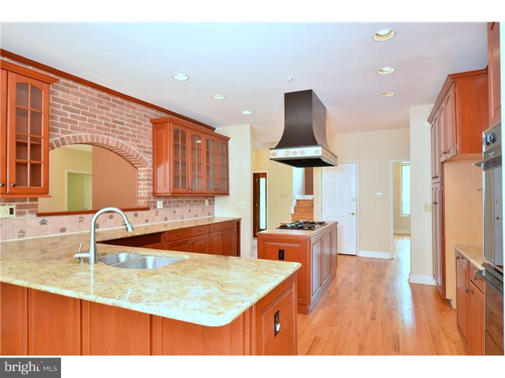 1265-2 Cedar Grove Road Media, PA 19063 - Photo 10 of 25 Kitchen