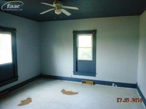 11327 Goodall Road Durand, MI 48429 - Photo 4 of 15 20421474-3.JPG