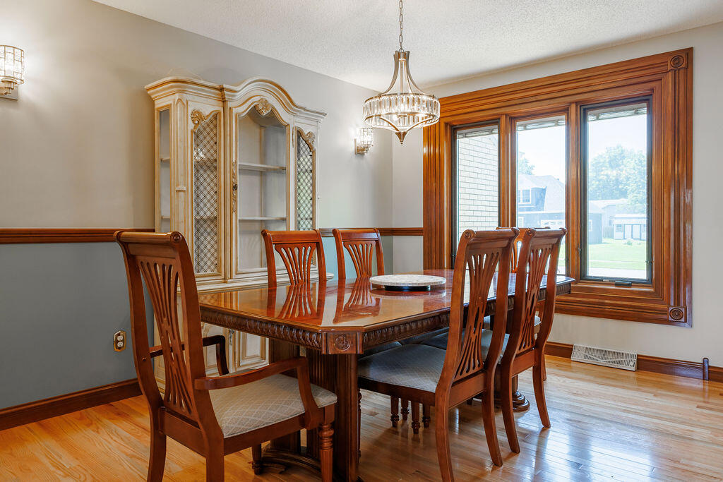 720 Wirtz Road Crown Point, IN 46307 - Photo 11 of 44 1024x683