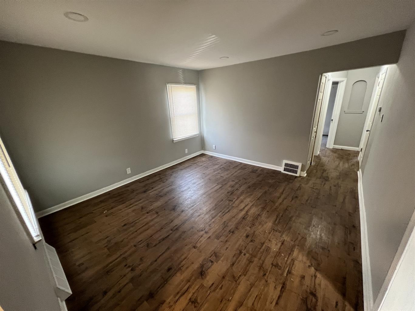 8269 Rivard Avenue Warren, MI 48089 - Photo 3 of 11 8269 Rivard - 02