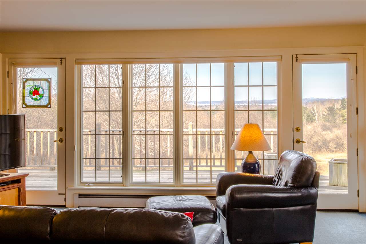 332 Ridgefield Road Shelburne, VT 05482 - Photo 3 of 40 Gallery Image 3