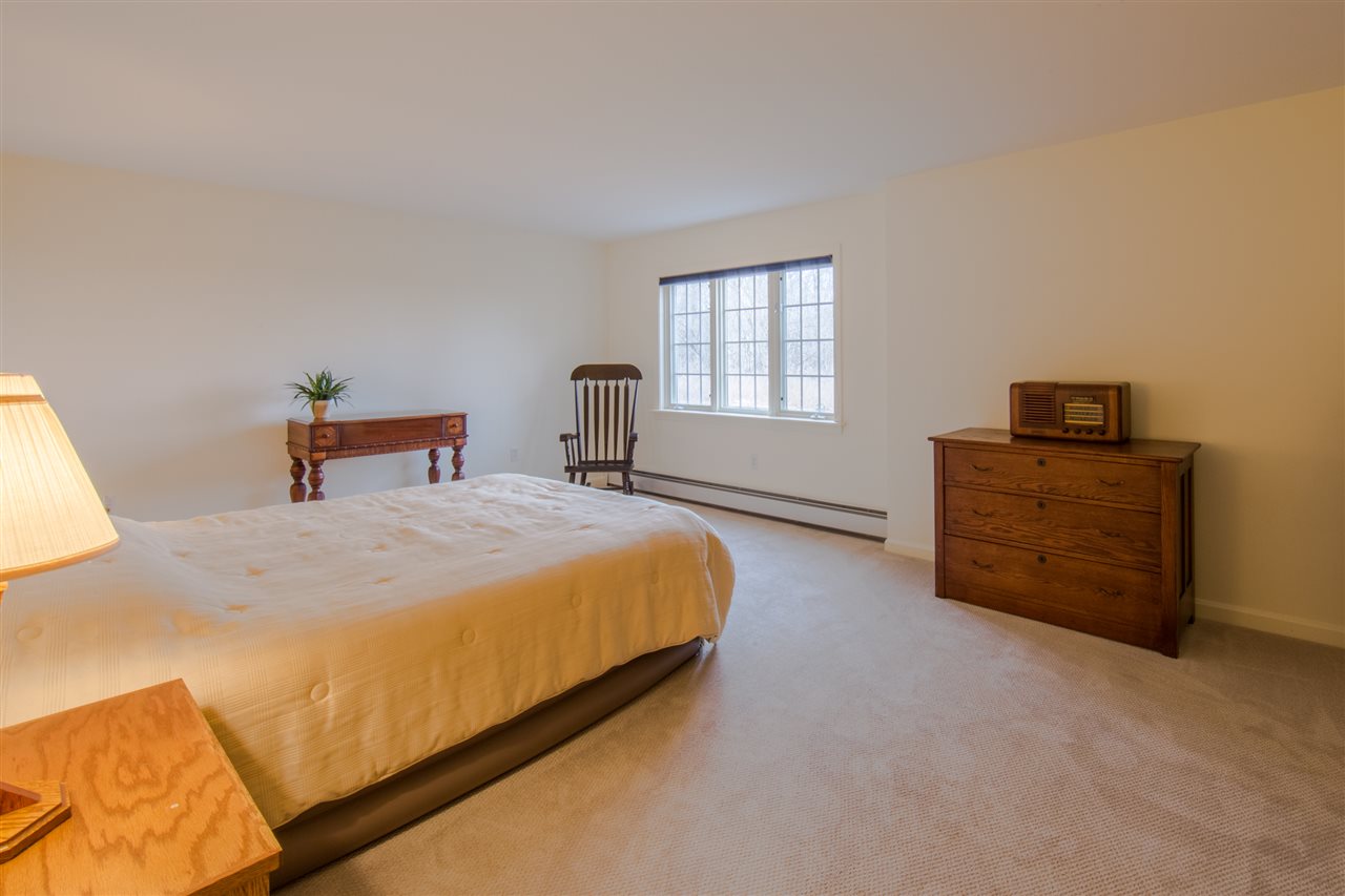 332 Ridgefield Road Shelburne, VT 05482 - Photo 31 of 40 Gallery Image 31