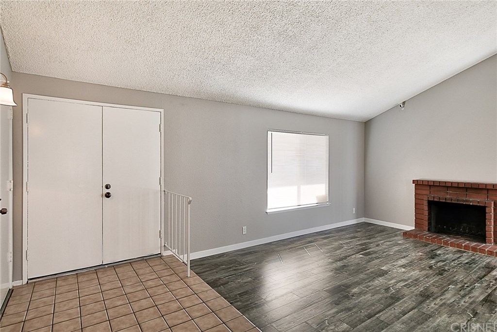 44239 Watford Avenue Lancaster, CA 93535 - Photo 7 of 47