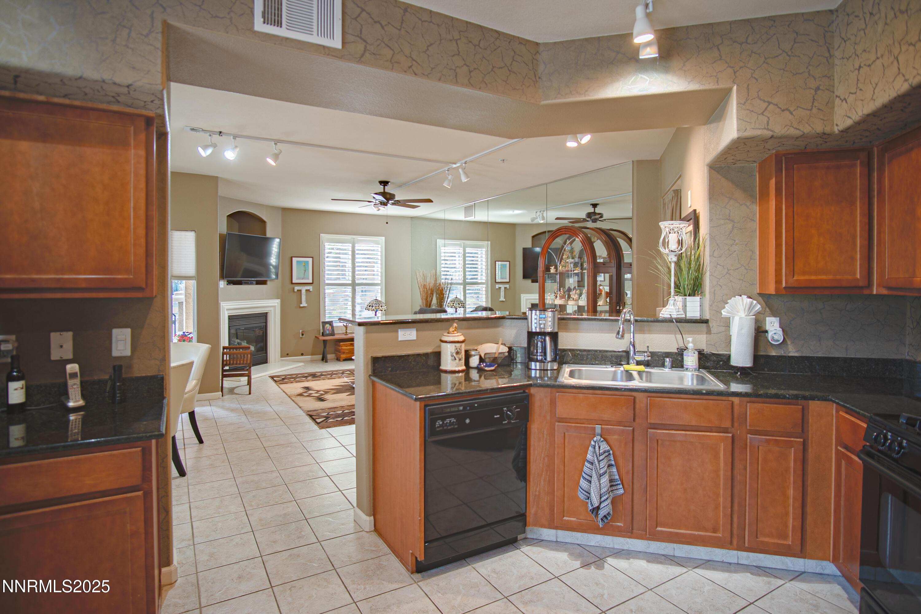 9050 Double R Boulevard, Unit 1912 Reno, NV 89521 - Photo 6 of 19 Untitled_HDR-24